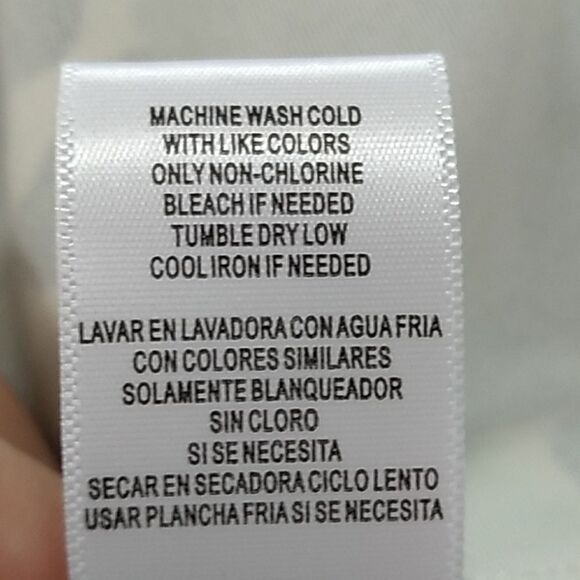 Gabby Skye Multicolor Abstract Pleated Fit & Flare Dress Size 8 - Picture 12 of 12